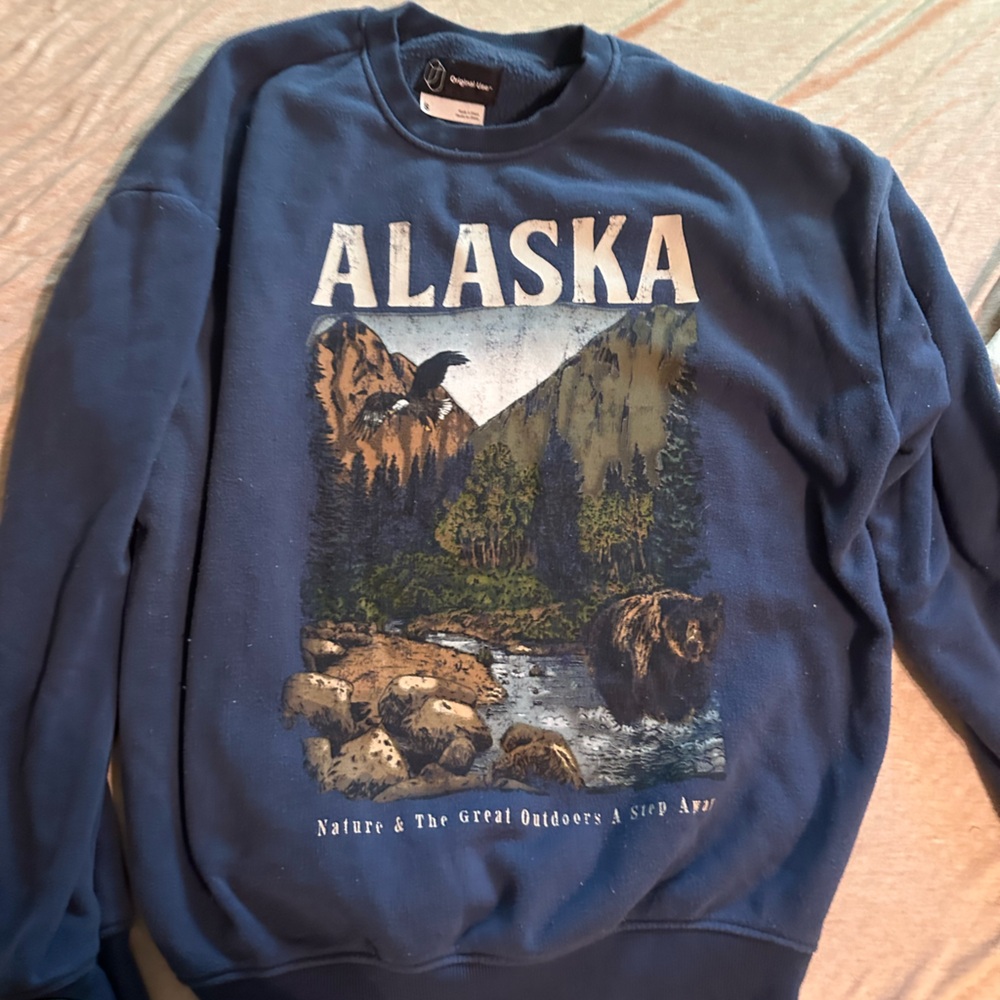 Original Use Alaska Graphic Blue Crewneck Sweater